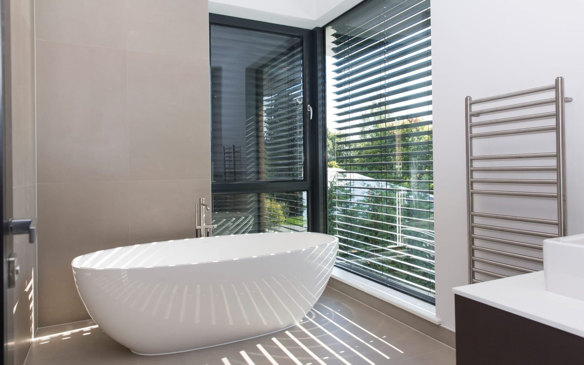 The Core Elements of Modern Luxury Bathroom Design