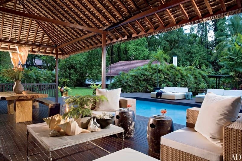 Indoor/outdoor living