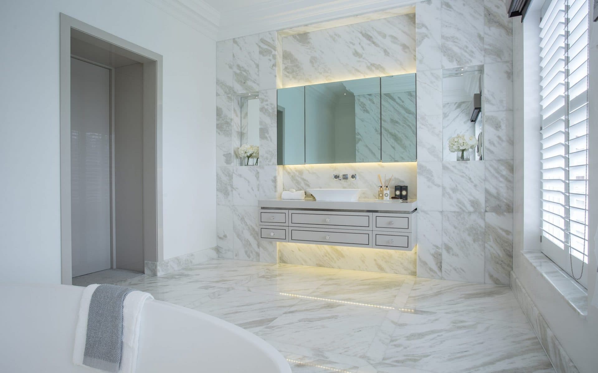 The Core Elements of Modern Luxury Bathroom Design