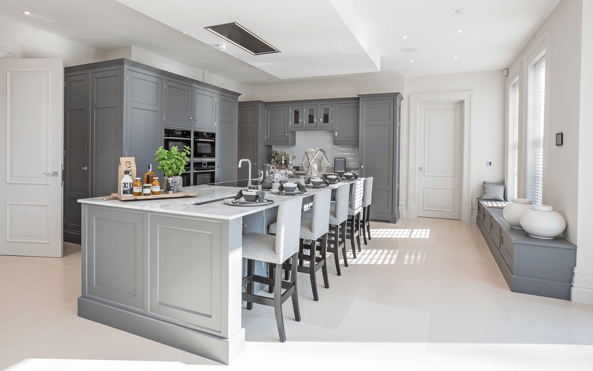 Work, Play, Live: Achieve True Balance with an Aspire Luxury Home
