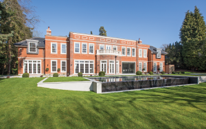 Kings View Garden and Infinity Pool