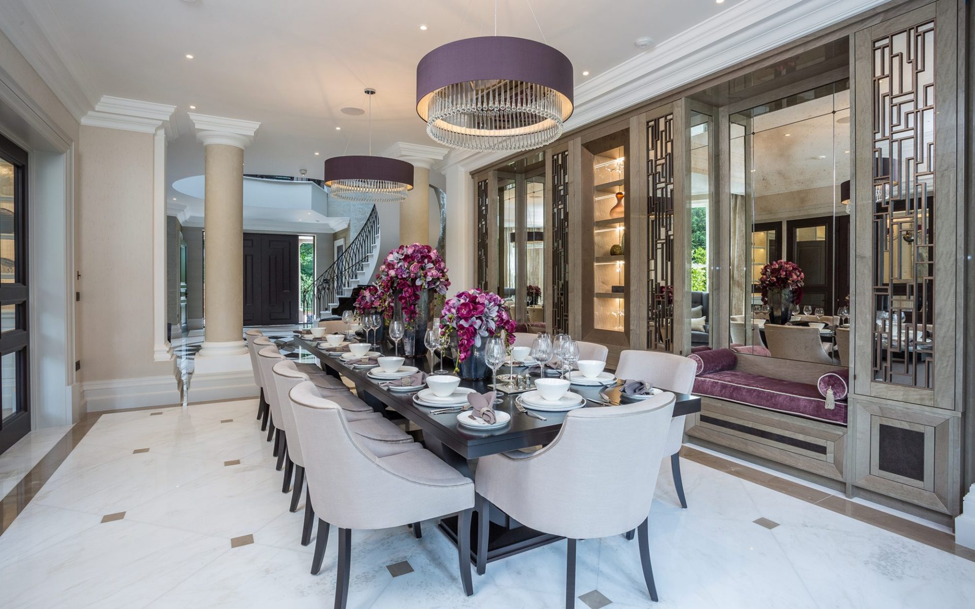 Kings chase luxury property dining area with fully furnished table
