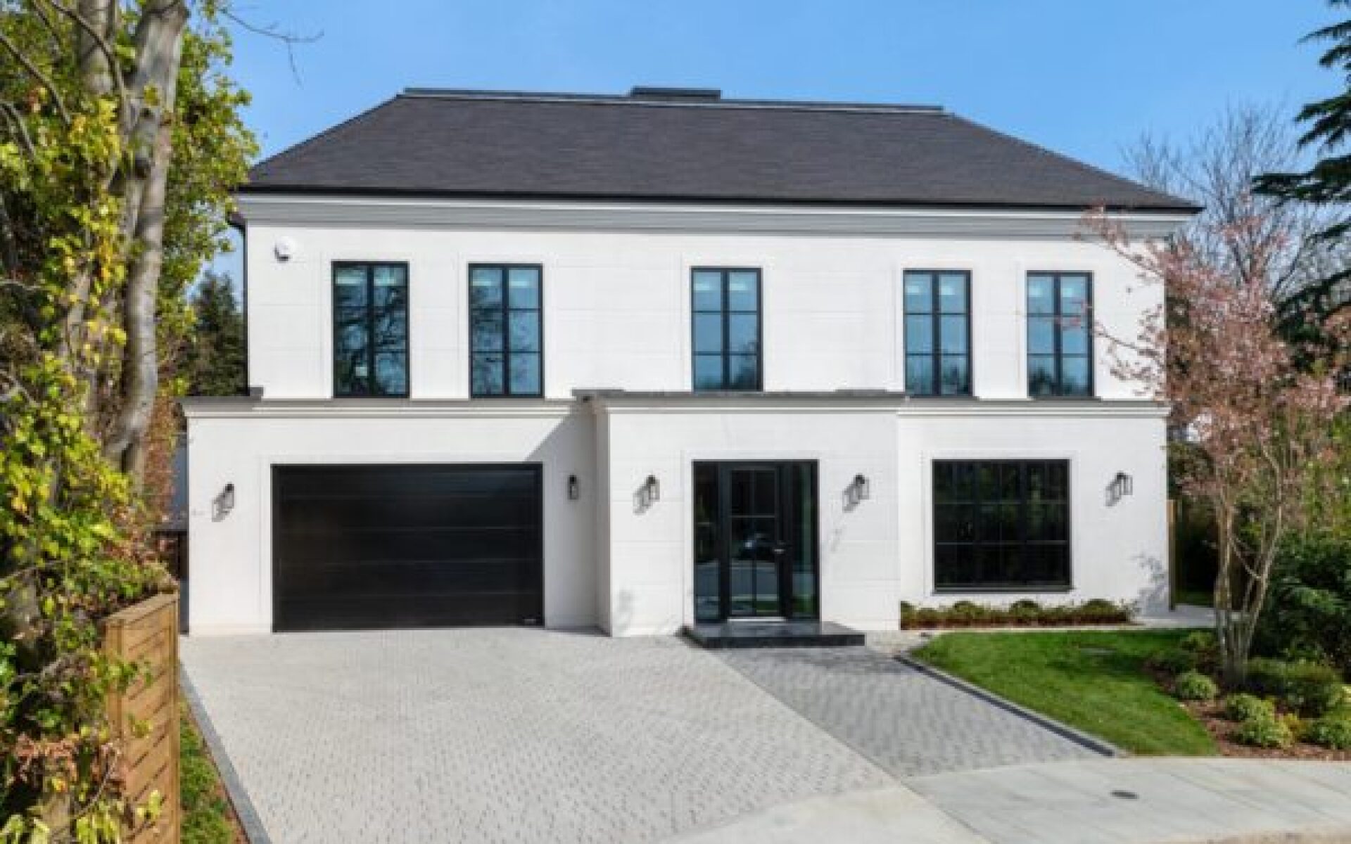 Clovers, Cobham – LET